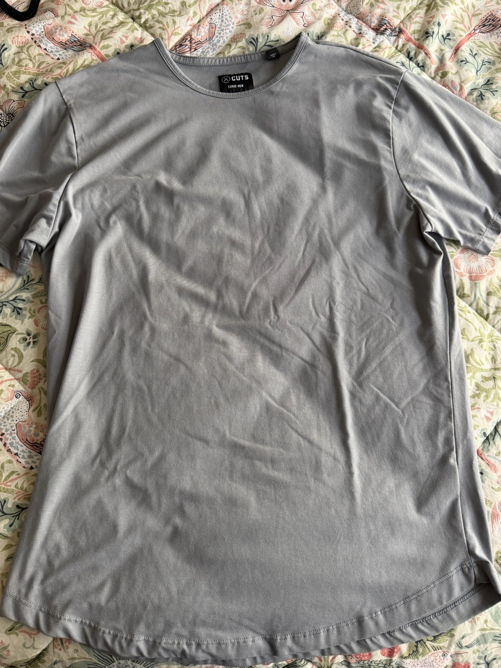 Cuts Clothing Men’s T shirt